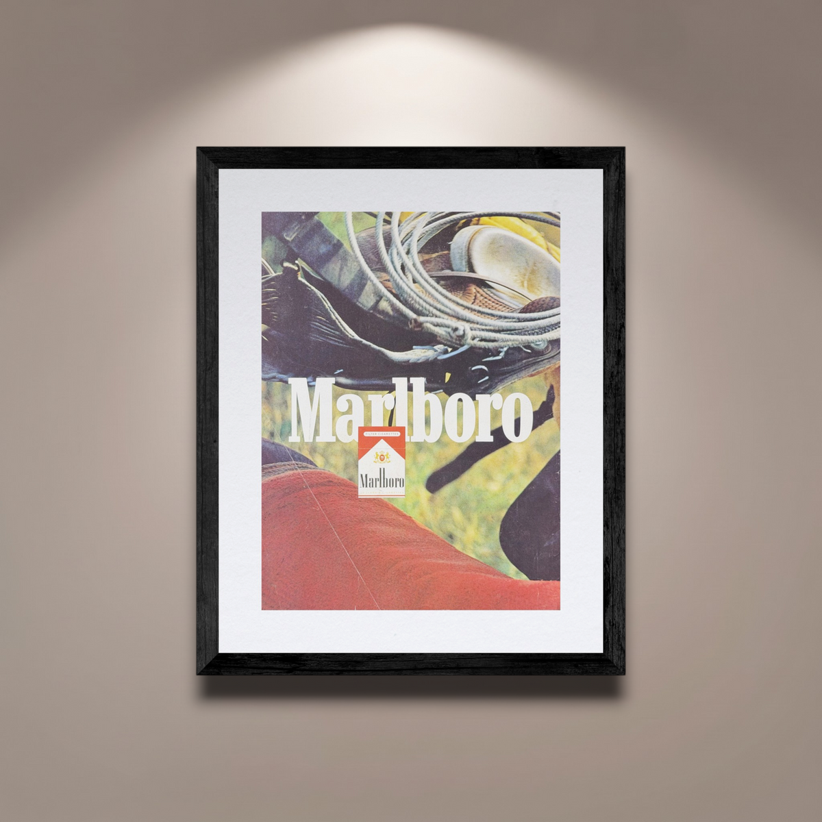 Marlboro Kovboy Çizmesi ve Kement Temalı Vintage Orijinal Dergi Reklamıdır (Sonradan Baskı Değildir)
