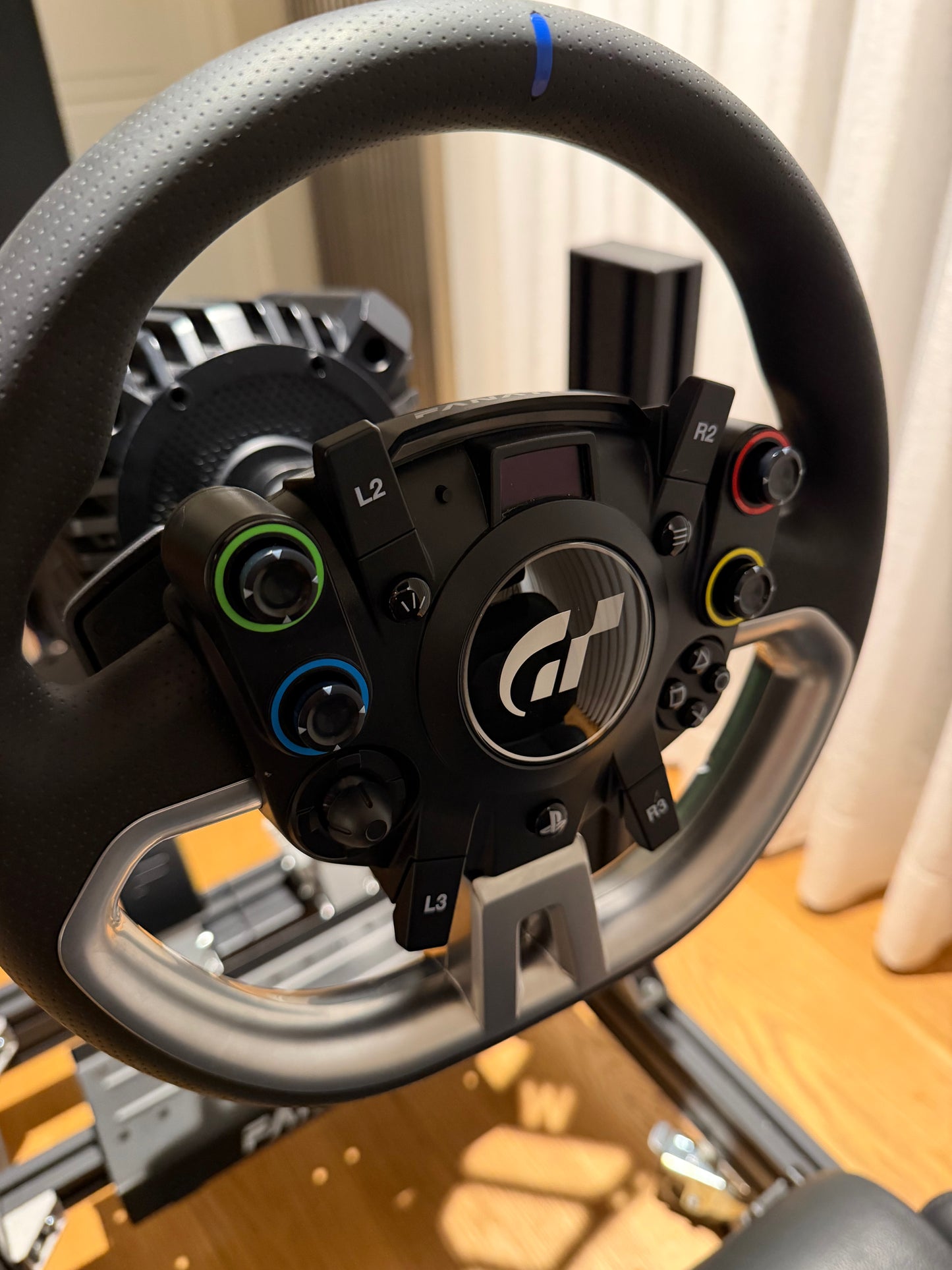 Gerçek otomobil koltuğu + Fanatec + tam ayarlı simülasyon seti 🎉