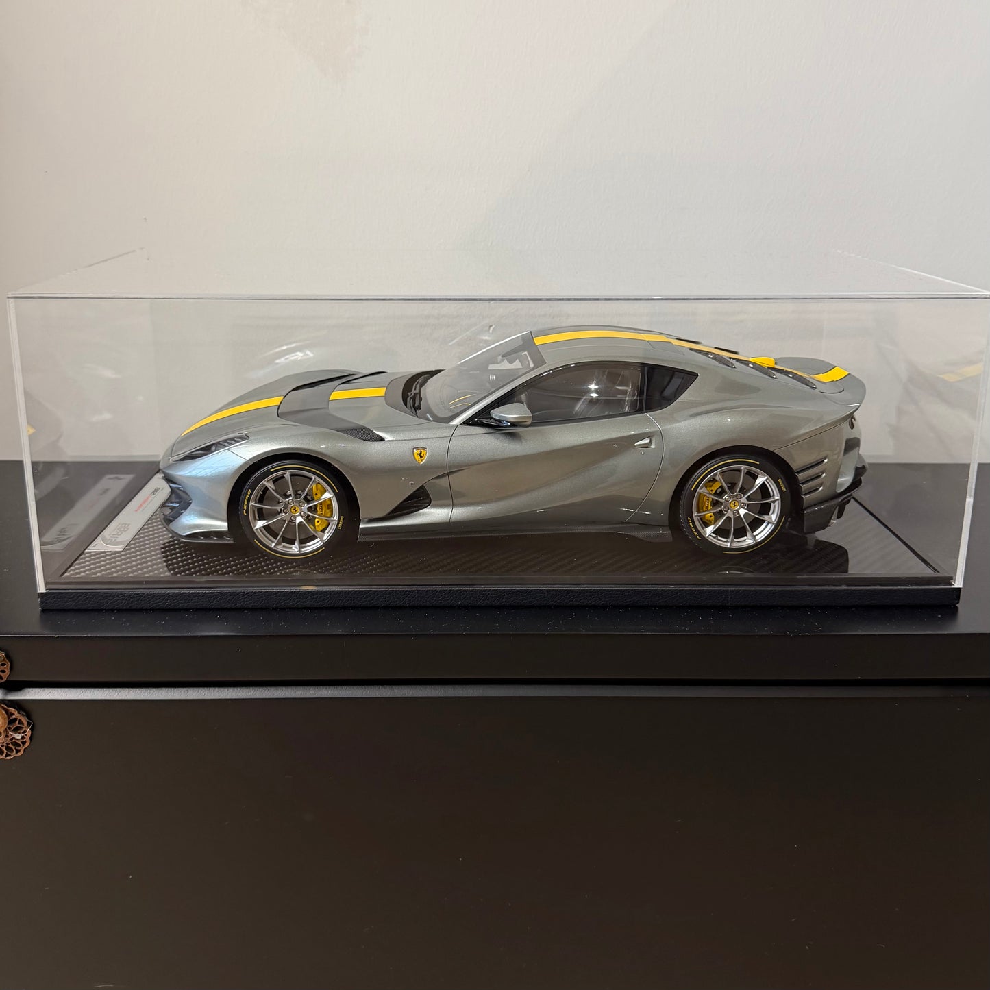 BBR Models - Ferrari 812 Competizione 1/12