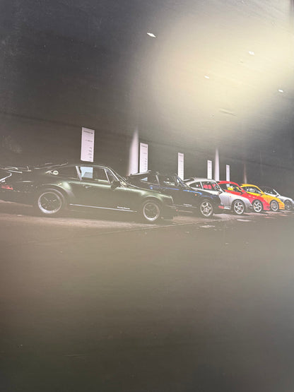 Porsche 911 Turbo jenerasyonları tek bir karede. Orjinal Üretici Görseli.