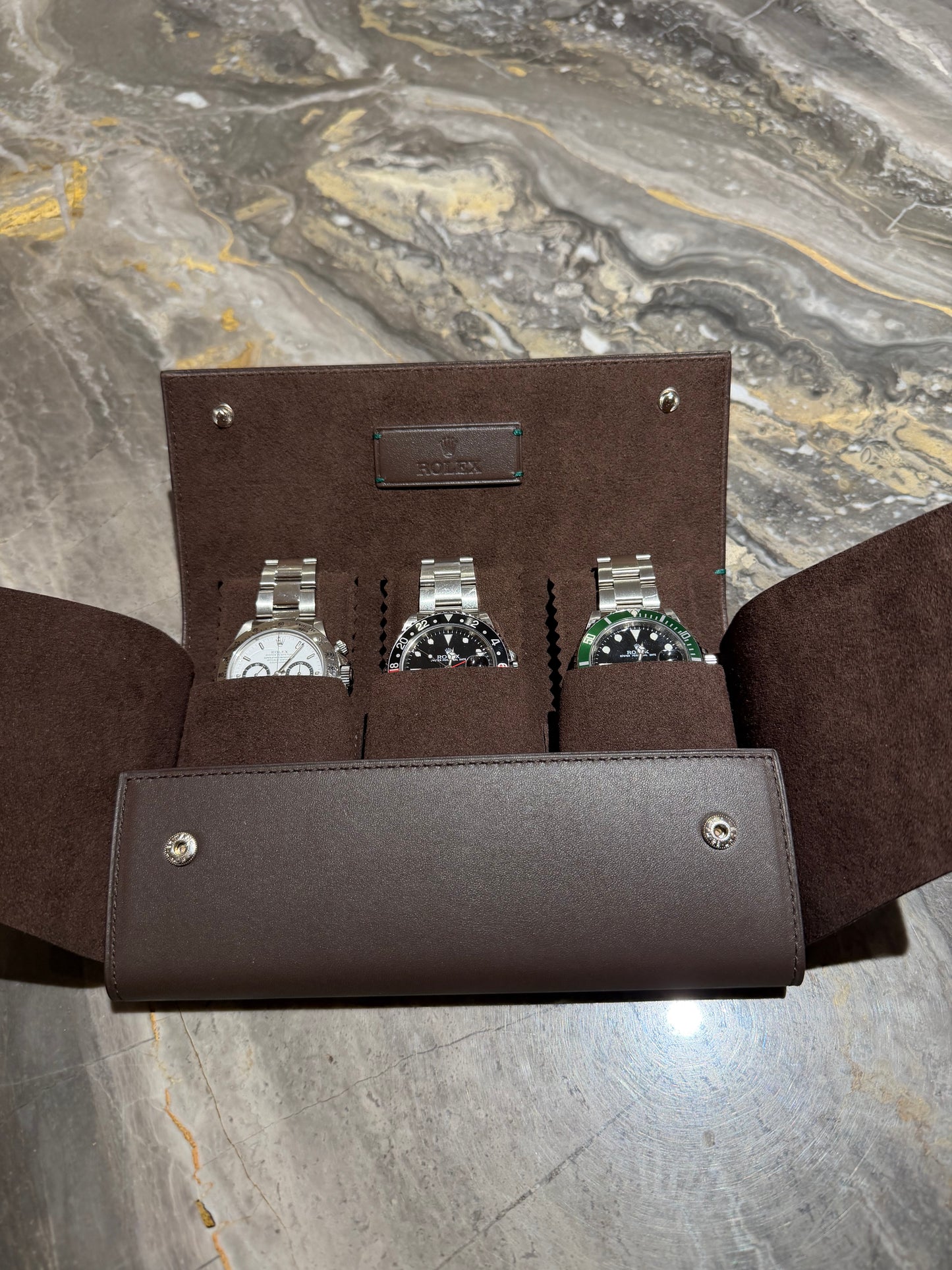 Orijinal Rolex, Saat Saklama ve Taşıma Kılıfı