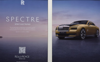 Rolls Royce Spectre Spirit Electrified - Orijinal Dönem Çift Sayfa Reklamı (Sonradan Baskı Değildir)