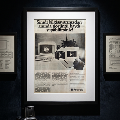 Polaroid – “Bilgisayardan Anında Görüntü Kaydı” 1985 Orijinal Türkiye Dönem Reklamıdır (Sonradan Baskı Değildir).