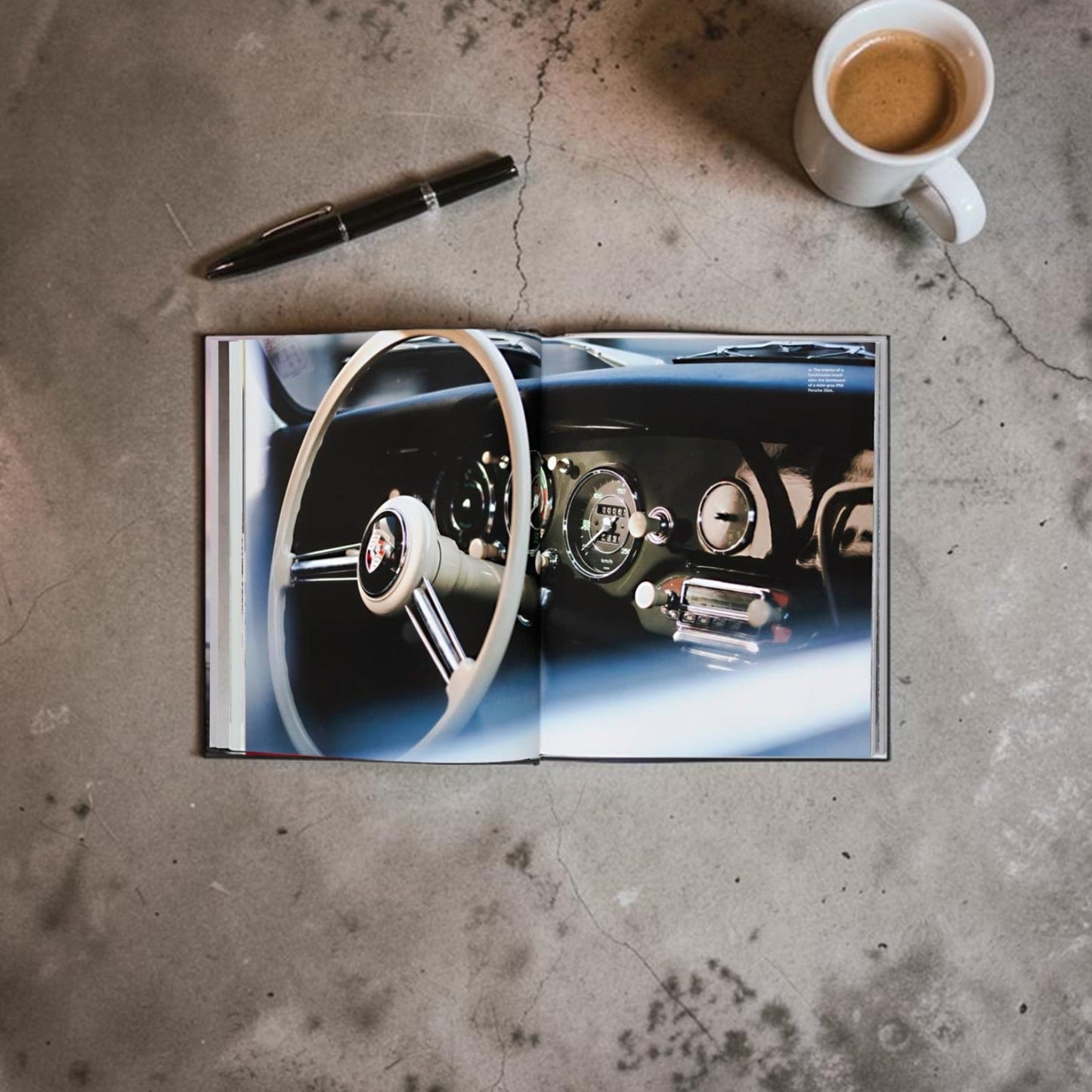 Porsche 911 Ultimate Sports Car as Cultural Icon Kitap