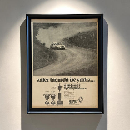 Renault 12 Zafer Tacında Üç Yıldız Orijinal Türkiye Dönem Reklamıdır (Sonradan Baskı Değildir)